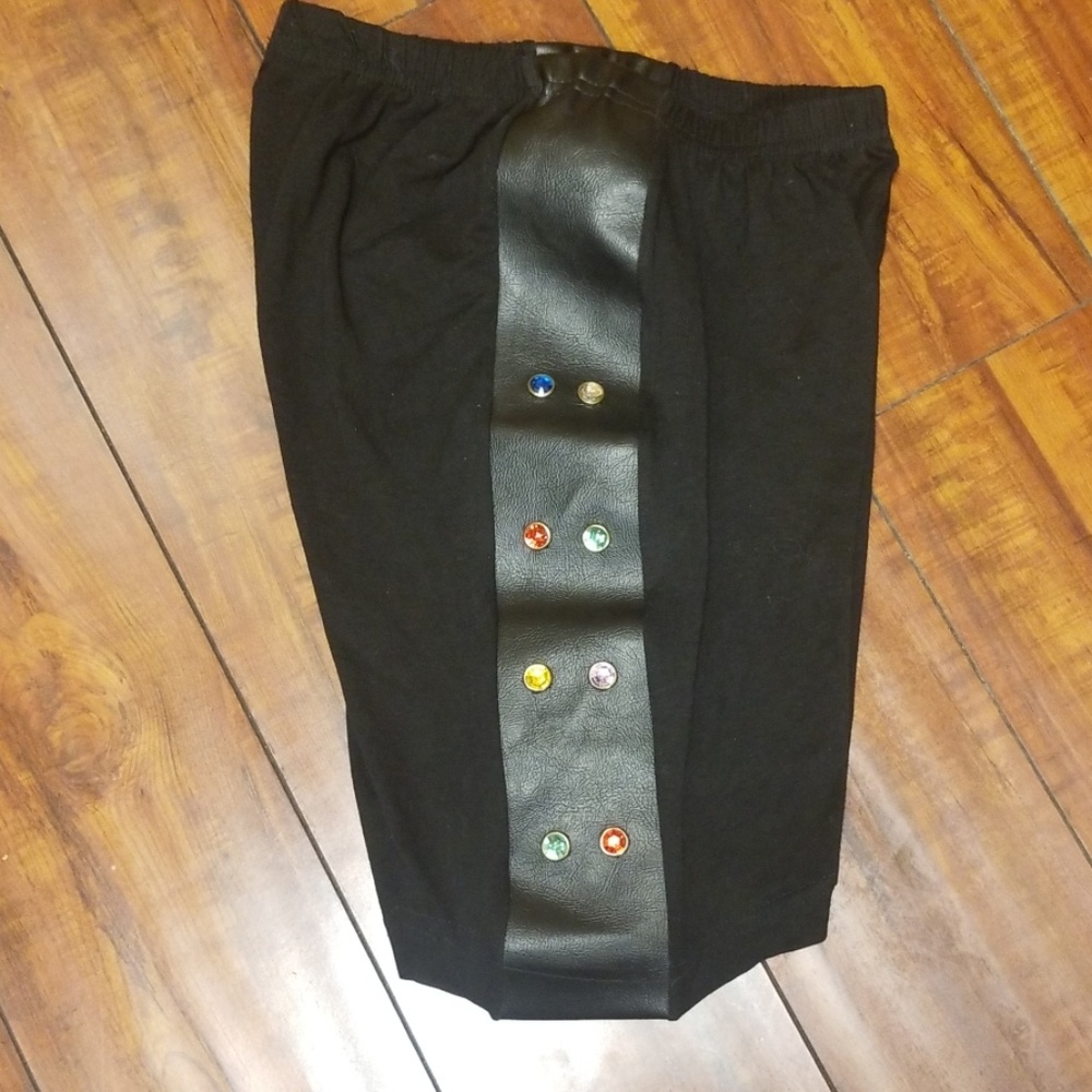Rhinestone Shorts - Picture 3 of 7